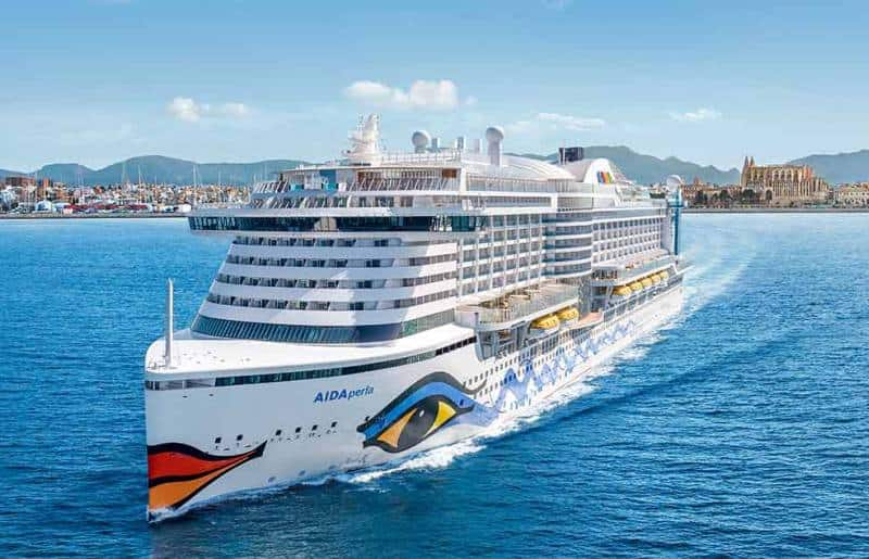 AIDAperla vor Mallorca