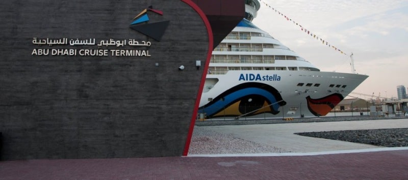 AIDAstella am Abu Dhabi Cruise Terminal