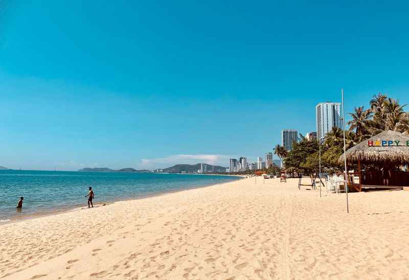 Am langen Sandstrand von Nha Trang