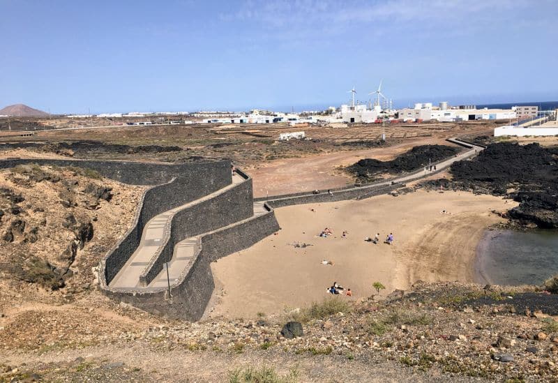 Arrrcife auf Lanzarote auf eigene Faust zu Fuß erreichen