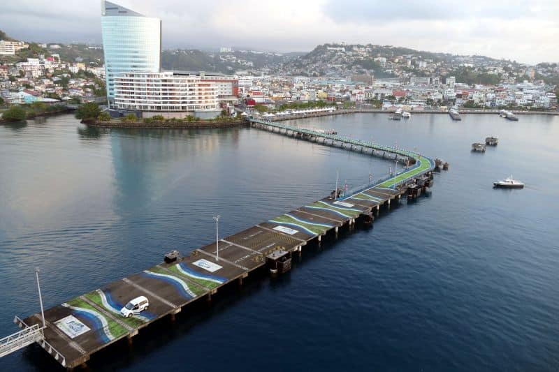 Anlegen am Pointe Simon Terminal