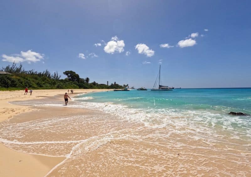 In Barbados auf eigene Faust an den Strand