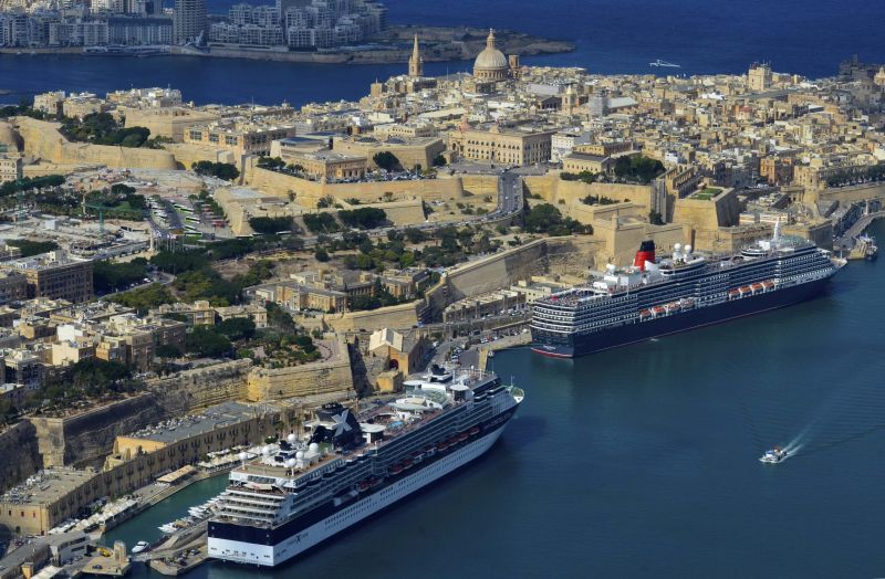 Blick auf den Hafen und die Stadt Valletta