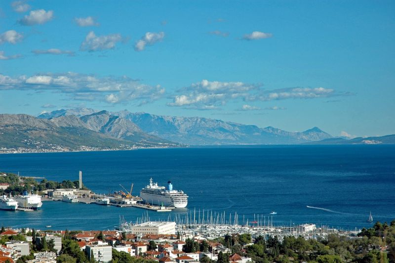 Blick auf den Hafen von Split