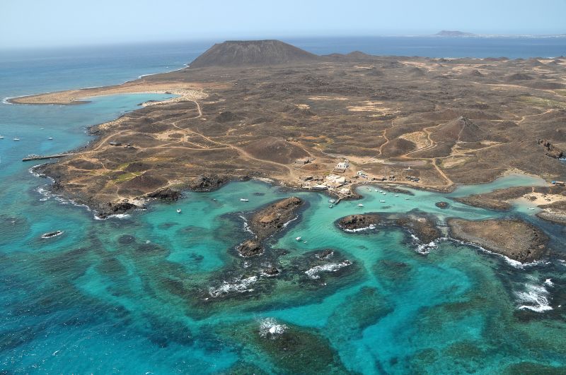 Blick über die Isla de Lobos im Norden Fuerteventuras
