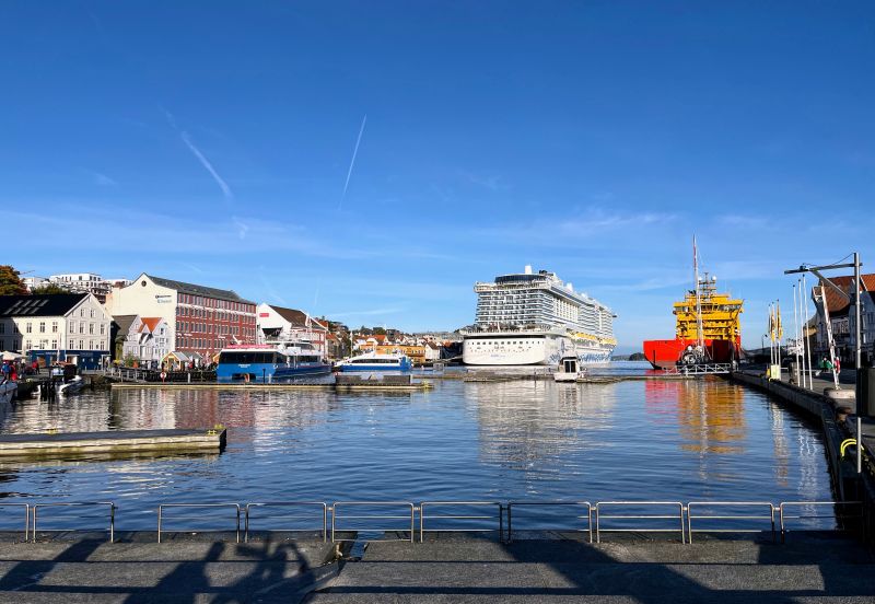Blick vom Fisketorget auf den Hafen