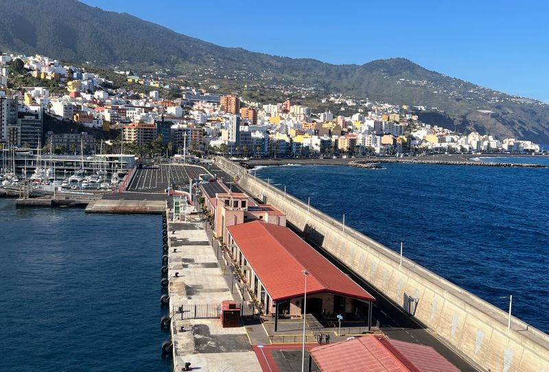 Blick vom Schiff auf Santa Cruz de La Palma