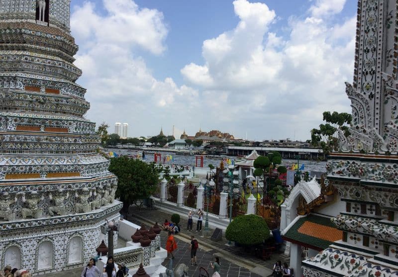 In Laem Chabang (Bangkok) auf eigene Faust nach Wat Arun