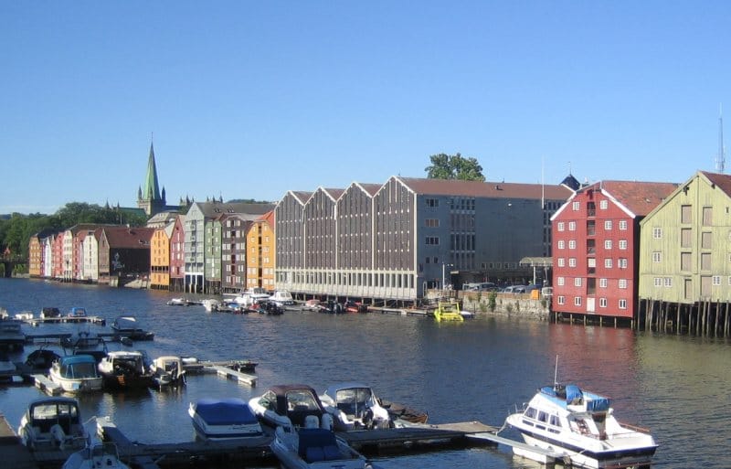 Blick über die Nidelva in Richtung Dom