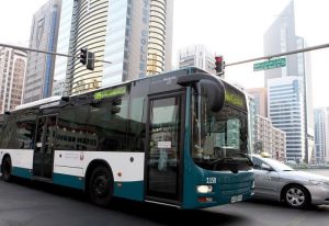 Bus in der Stadt