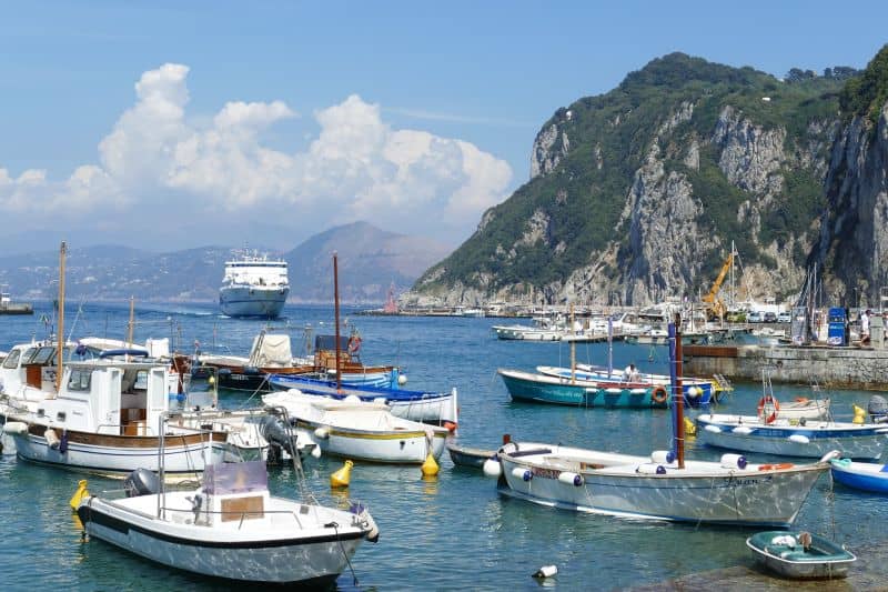 In Neapel auf eigene Faust nach Capri