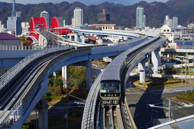 Das Kobe Port Terminal hat Anschluss an den Portliner