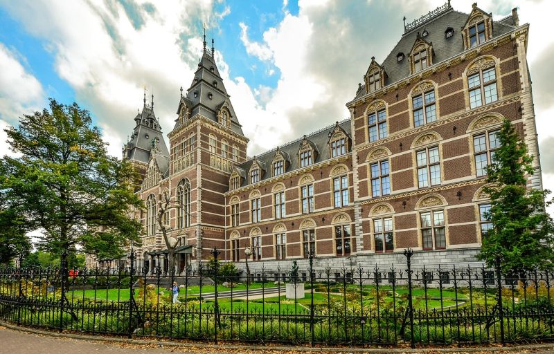 Das Rijksmuseum in Amsterdam