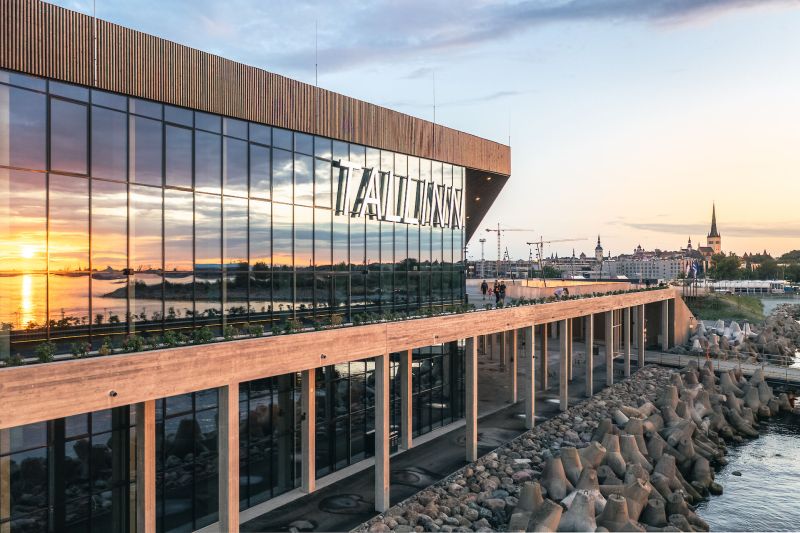Das moderne neue Kreuzfahrtterminal