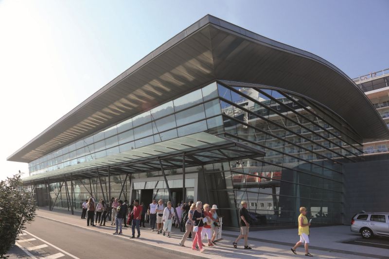 Das neue Kreuzfahrtterminal in Getxo