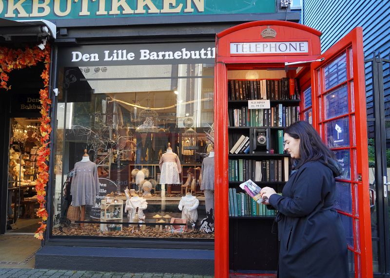 Den lille bokbutikken og den lille barnebutikken
