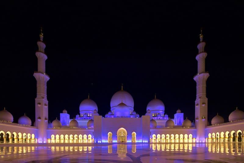 Landausflüge in Abu Dhabi am Abend
