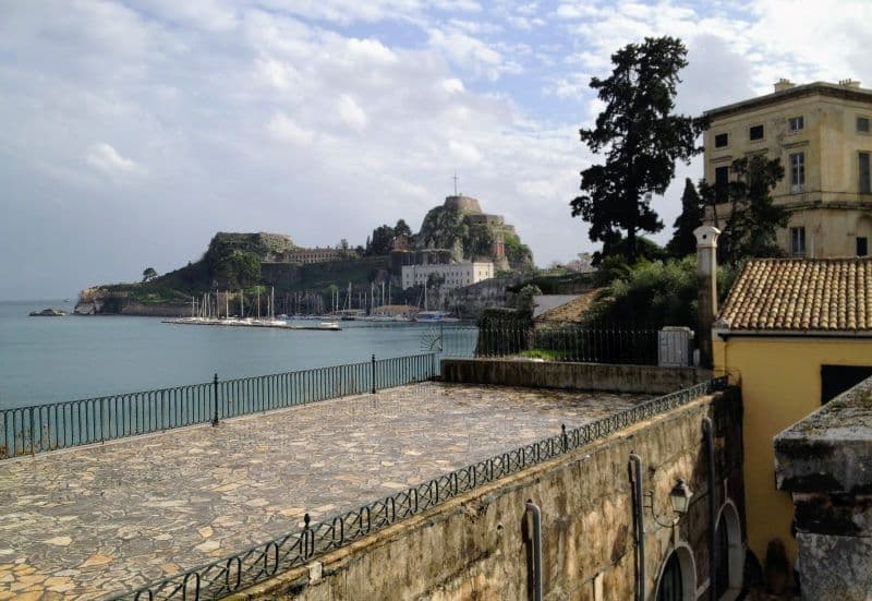 Die alte venezianische Festung in Korfu-Stadt
