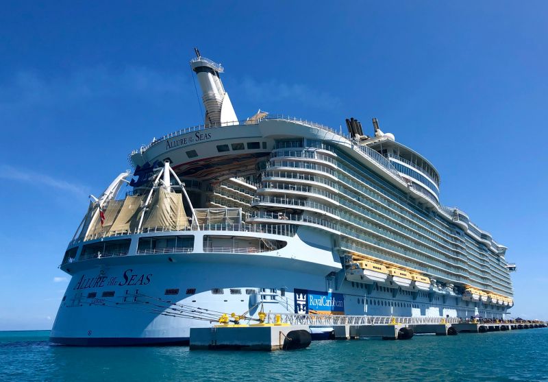 Mega-Kreuzfahrtschiffe in San Juan