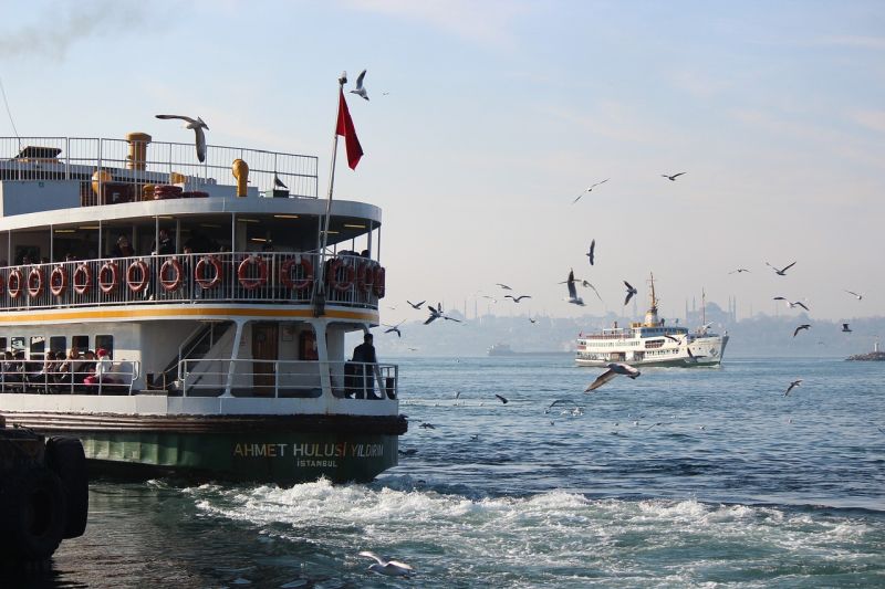 Fähren auf dem Bosporus