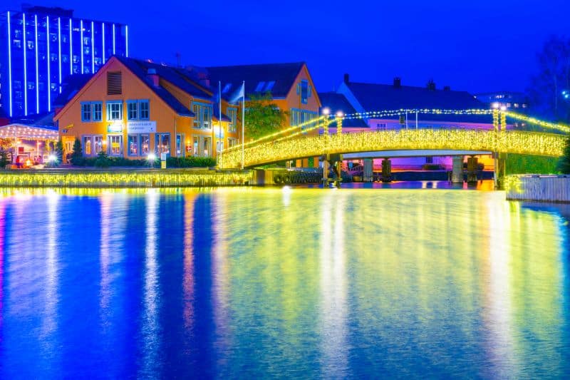 Fiskebrygga in der Vorweihnachtszeit in Kristiansand auf eigene Faust entdecken