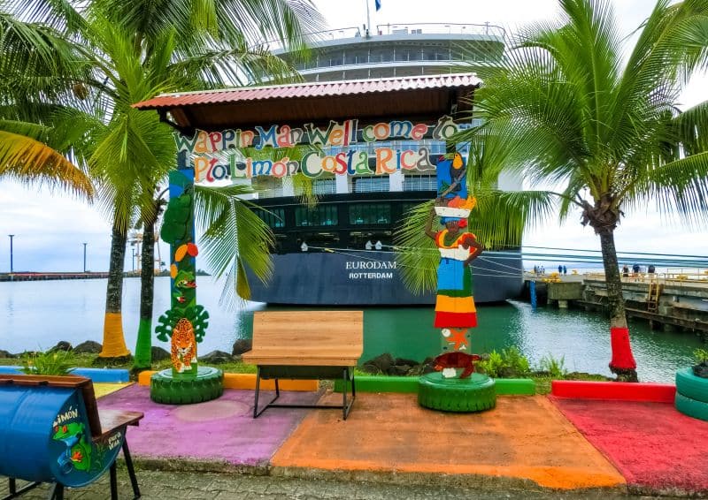 Fotomotiv am Puerto Limon Cruise Terminal