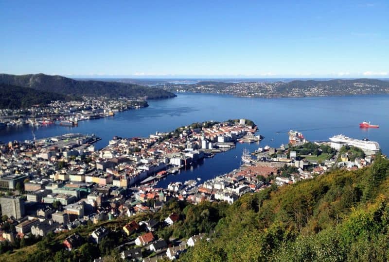 In Bergen auf eigene Faust auf den Fløyen