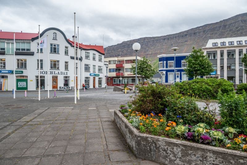 Das Zentrum von Ísafjörður auf eigene Faust erkunden