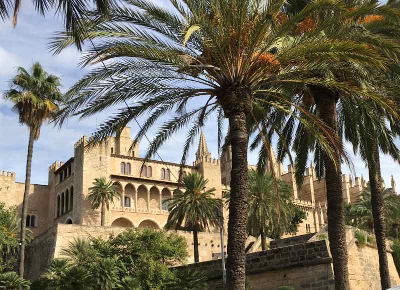 Landausflüge in Palma zur Kathedrale und zum Königspalast