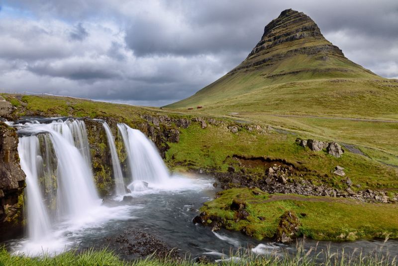 Landausflüge in Grundarfjörður zum Wasserfall Kirkjufellsfoss