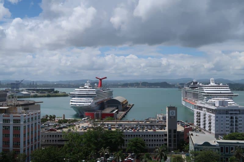 Kreuzfahrtschiffe in Old San Juan