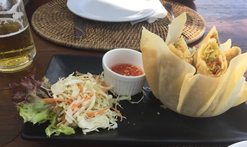 Leckerer Snack am Strand 