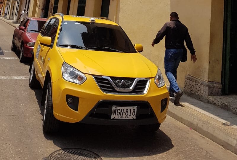 Cartagena de Indias auf eigene Faust mit einem lokalen Taxi