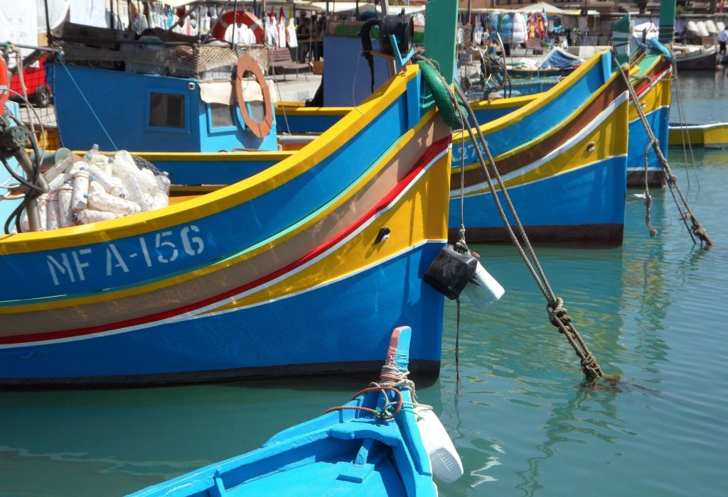 Luzzus in Marsaxlokk