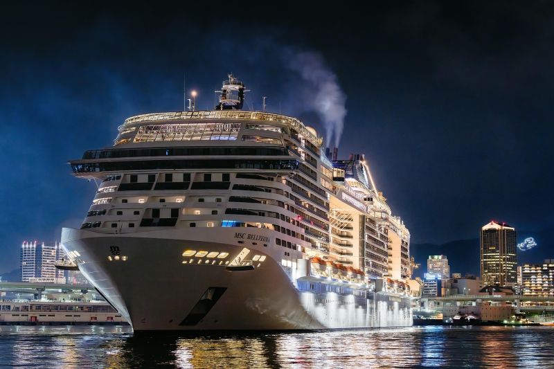 MSC Bellissima in Kobe