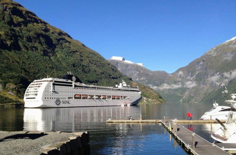 MSC Lirica in Geiranger