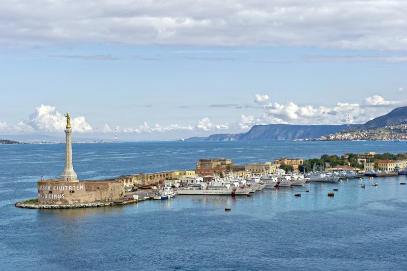 Madonnina del Porto di Messina