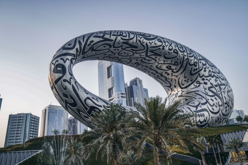 In Dubai auf eigene Faust zum Museum of the Future