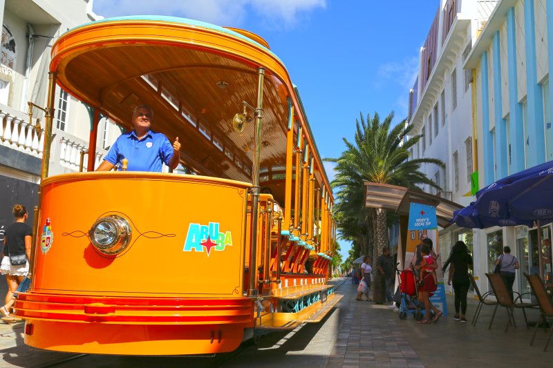 Die Straßenbahn Oranjestad