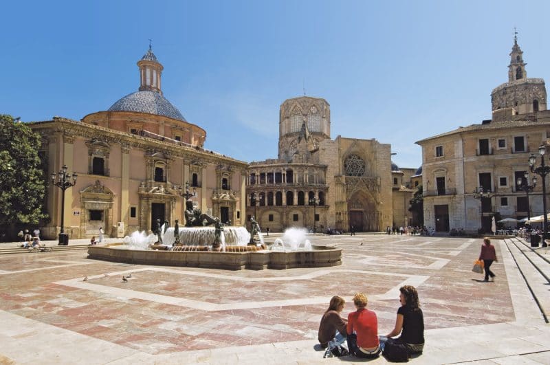 Plaza de la Virgen