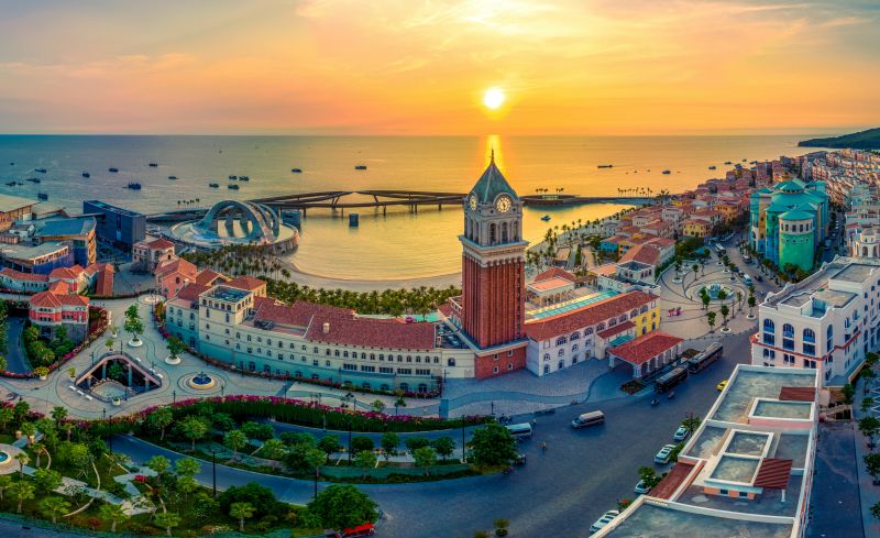Sunset Town Phu Quoc