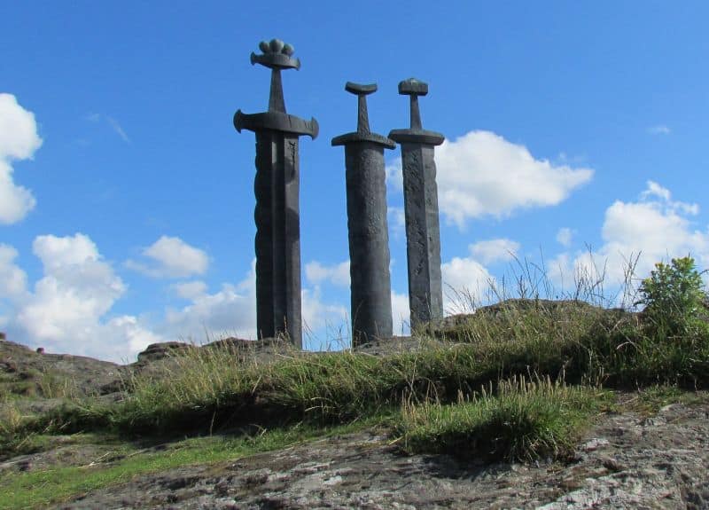 Sverd i Fjell