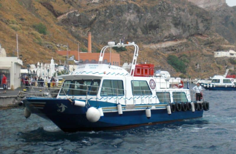 Tenderboote in Skala