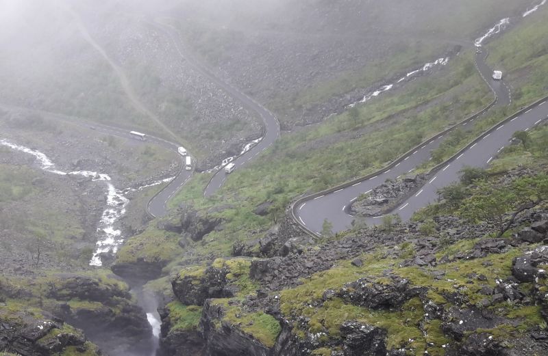 Trollstigen bei Nebel