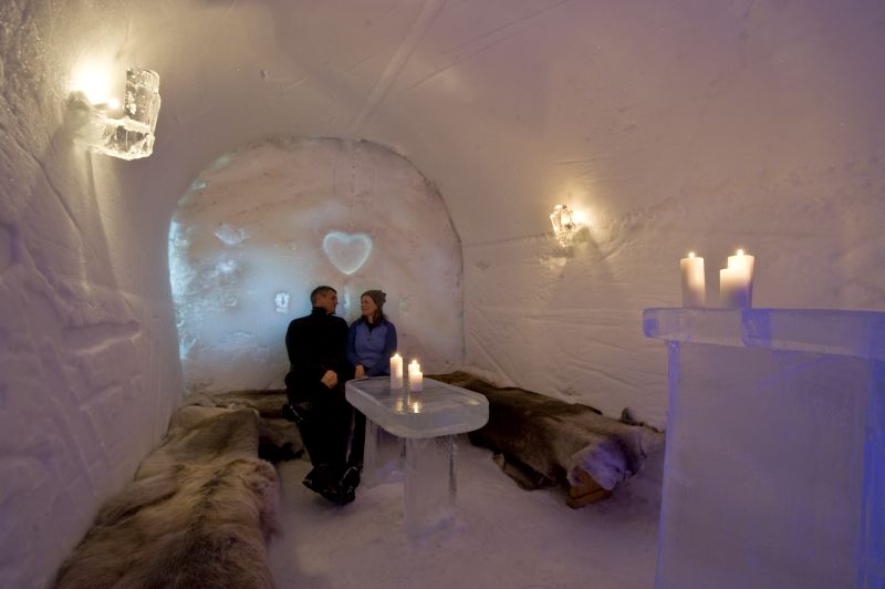 Übernachtung im Sorrisniva Igloo Hotel