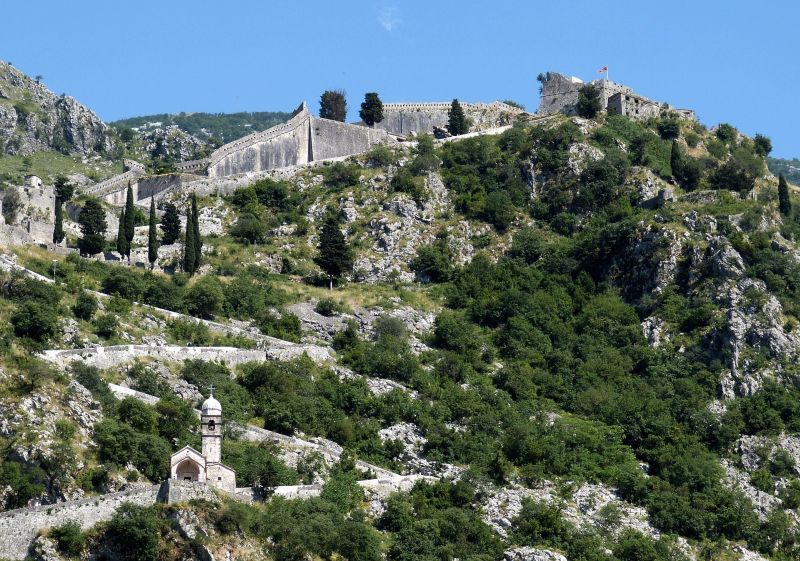 In Kotor auf eigene Faust zur Festung Sveti Ivan wandern